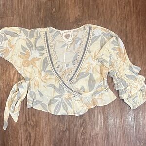 Boho Floral Wrap Blouse - Cream and Gray